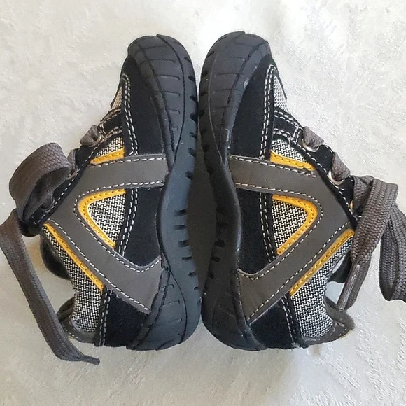 Children's Place Black Grey Lace Up Sneakers Tennis Shoes Baby Size 4 - Picture 7 of 10